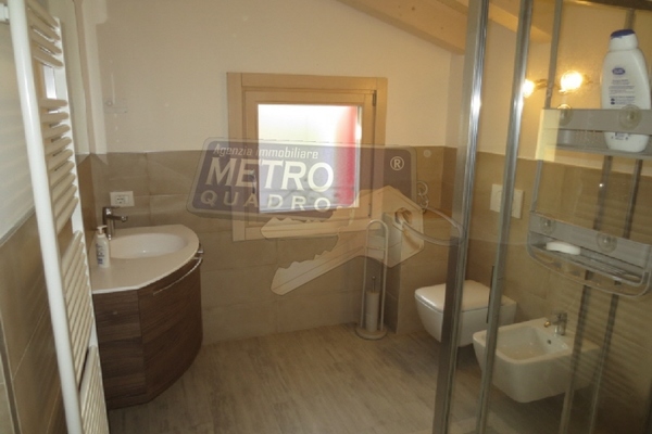 bagno 2°piano - UNIFAM. AFFIANCATA CARRè (VI)  